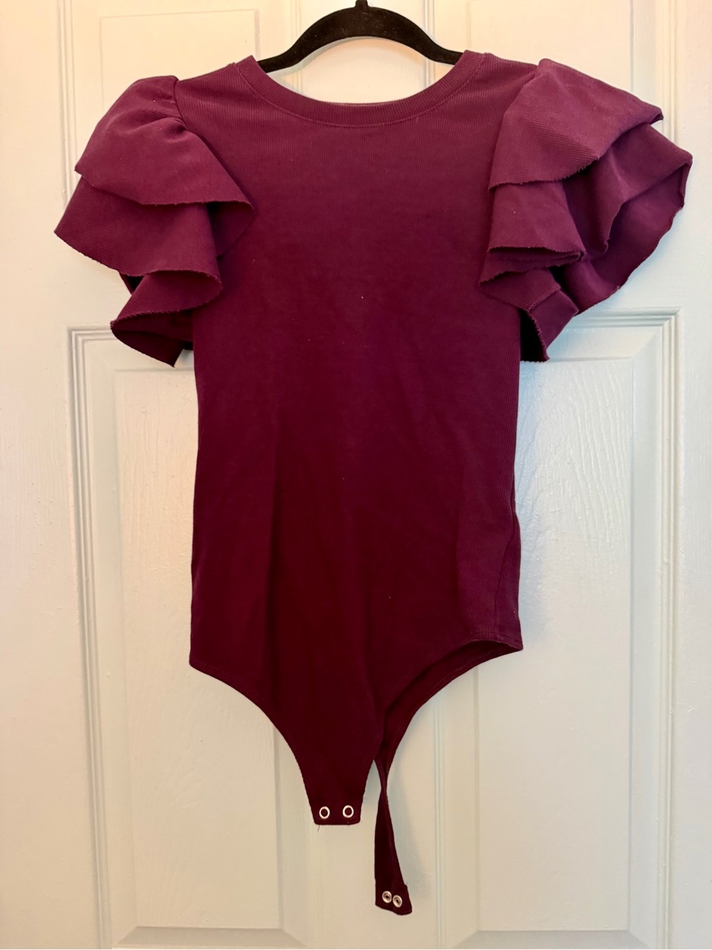 Express Plum Ruffle Sleeve Bodysuit